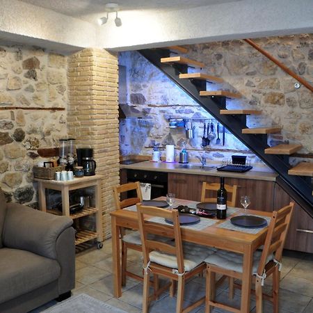 Limni Stone Apartments Esterno foto